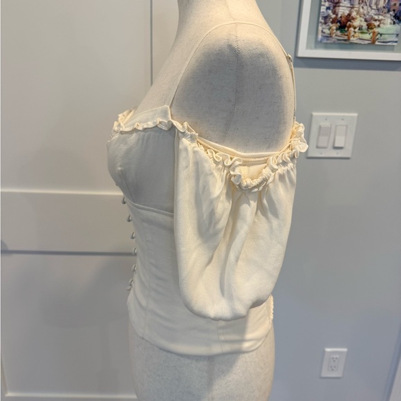 Reformation White Off-Shoulder Blouse - Picture 5 of 10